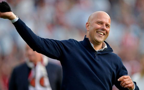 斯洛特谈利物浦赛季挑战:伤病与把握机会成关键